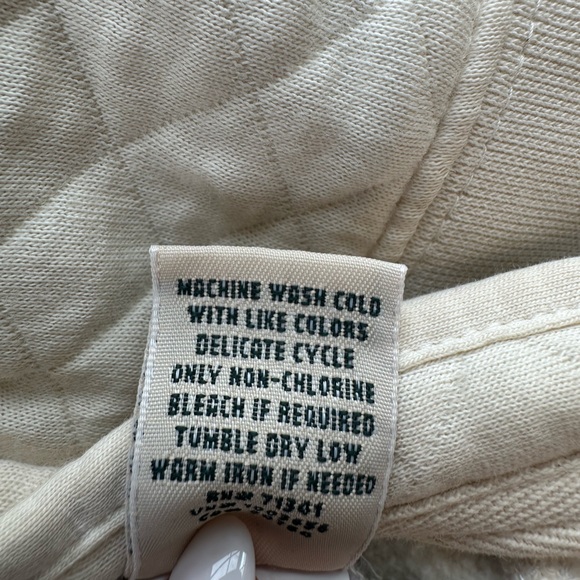 L.L. Bean Women's Cream/Off White Cotton Quilted Full Zip Sweatshirt (Large) - Picture 9 of 9